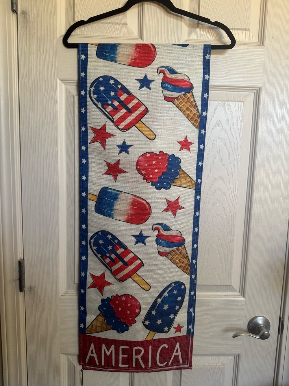 NWOT Patriotic Red, White & Blue America Table Runner, 100% Linen-13x72